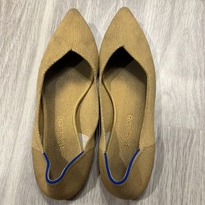 Rothys shoes the point flats size 9 cream beige camel